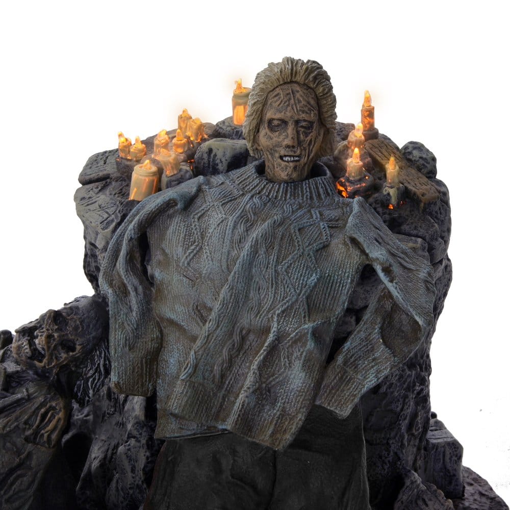 [PRZEDSPRZEDAŻ] Friday the 13th: The Game Diorama Trenchcoat with Spikes Inferno Room Deluxe Set