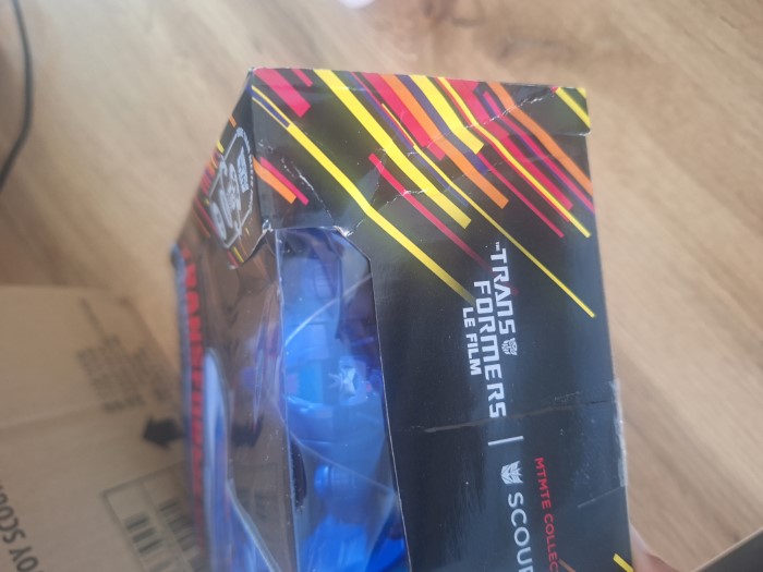 [OUTLET] Transformers: Scourge - Studio Series MTMTE Voyager Class  16 cm