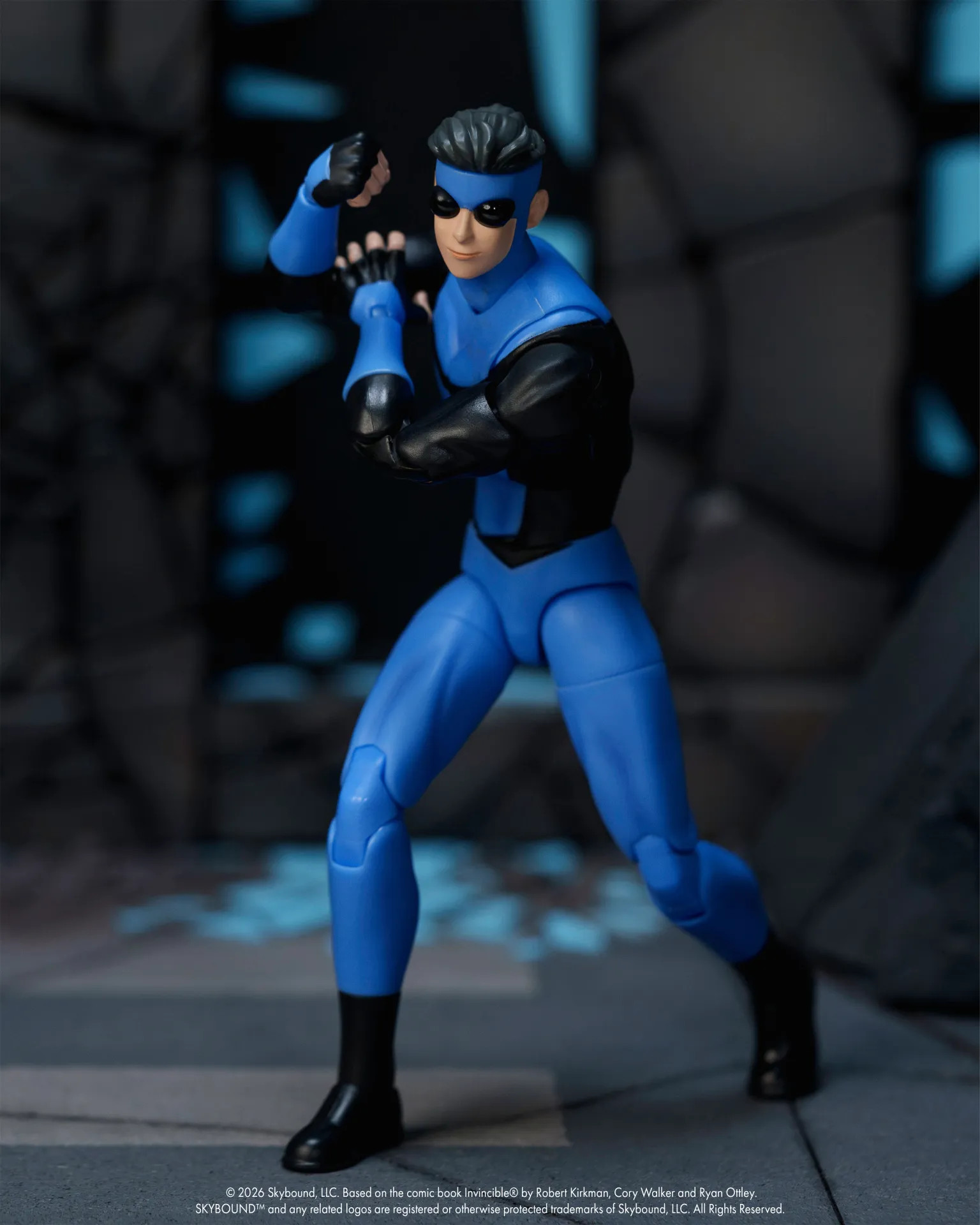 [PRZEDSPRZEDAŻ] Invincible: Invincible 16 cm