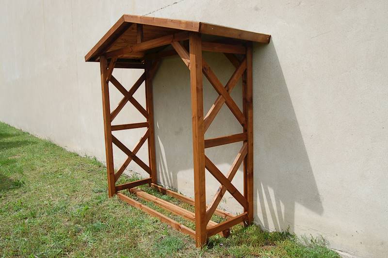 Szopka opałowa 180x80x212 kdi brąz (z krzyżem)