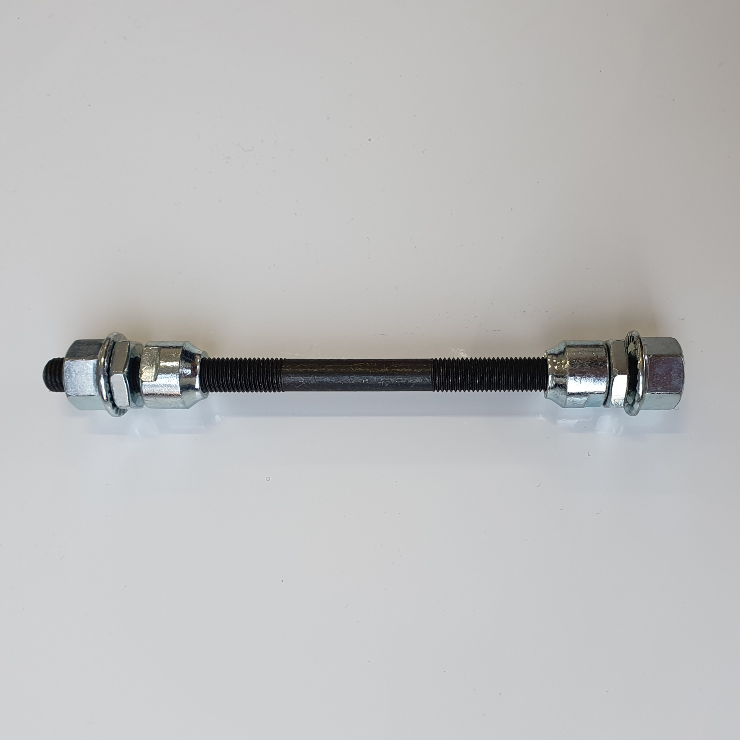 OŚ KOŁA PRZÓD FI=8mm