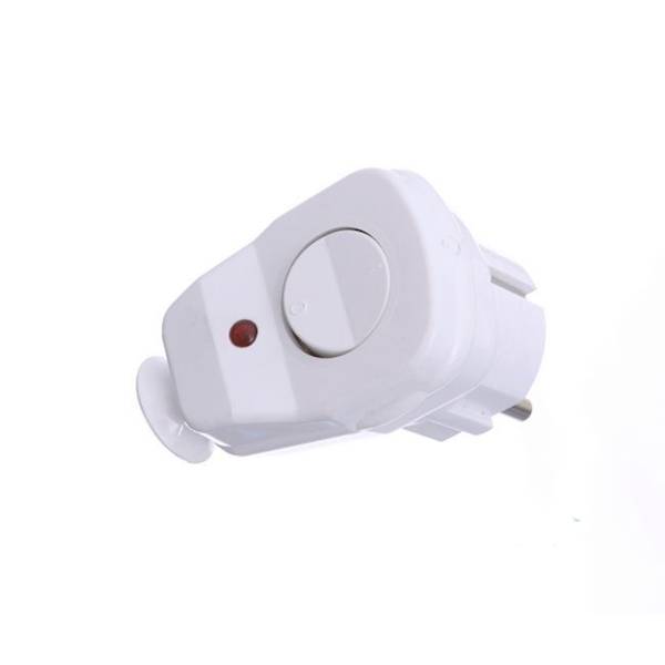 Wtyczka kątowa z wyłącznikiem