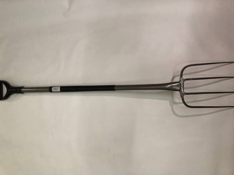 Widły   4z oprawne met.trzonek Ermet