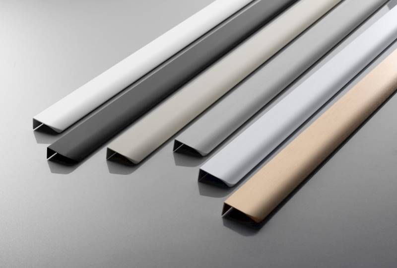 GTV Uchwyt meblowy Hexa 1200 czarny mat