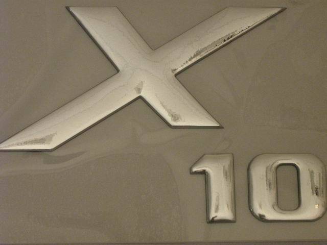 Naklejka "X10" wypukła chromowana // Sticker "X10" Chrom Luxura X10 art. 16045