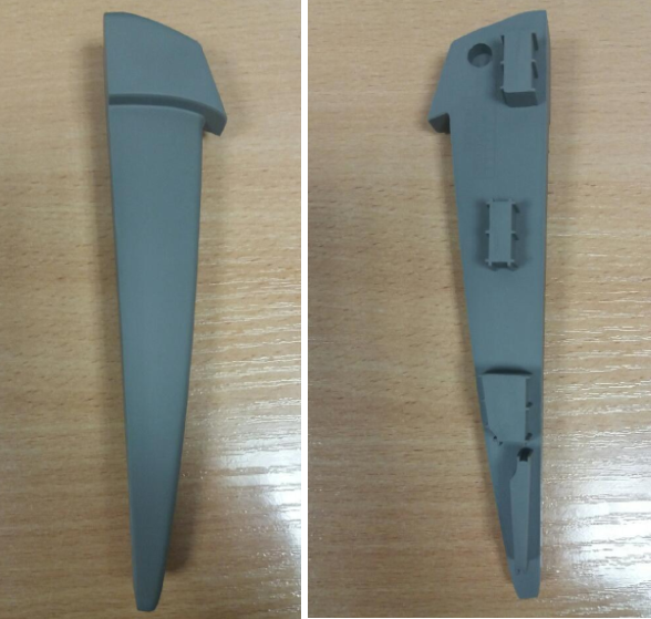 Silikonowe zakończenie wanny Prawe // Silicone bench end cap Megasun 5600 RHS art: 3303200004
