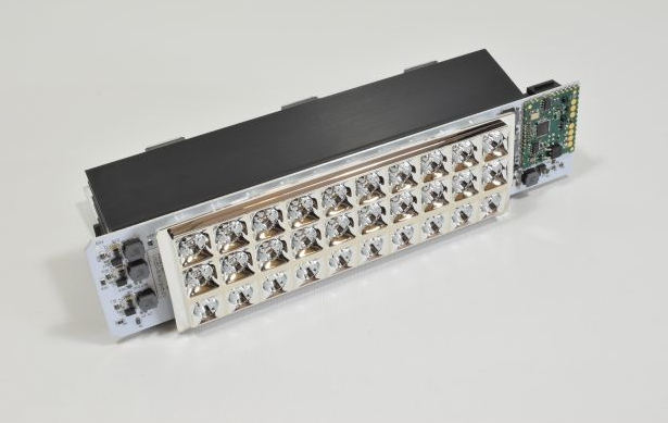LED przy opalaczach twarzy, środek, prawy // LED 30 middle front Luxura Vegaz art. 32045