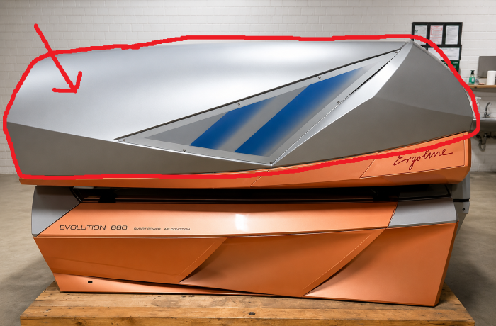 Lakierowanie plastiku górnego kopuły  / Painting the upper dome plastic Ergoline Evolution 660