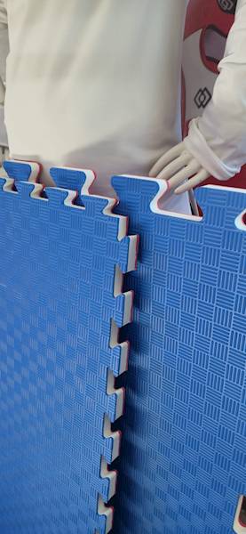 Mata Jen-Yau Oktagon WT (100x100x25mm) Red/Blue