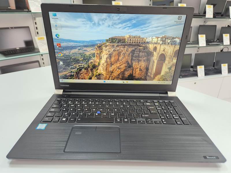 Laptop Toshiba Dynabook Tecra A50-EC-Intel i5 Pmięć 8gb Dysk 256gb ssd Windows Gwarancja
