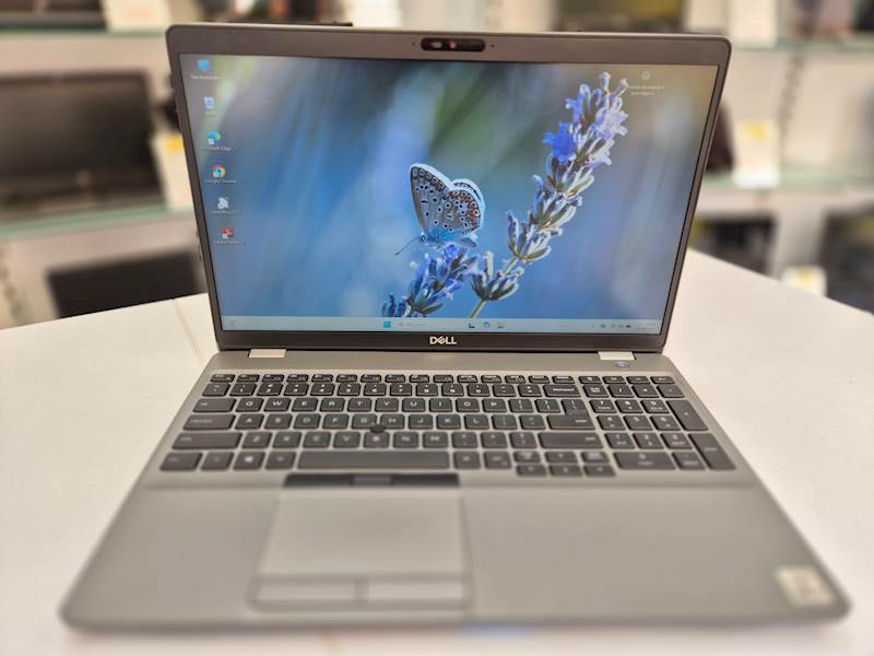 Laptop Dell Latitude 5511 Intel i5 Pamięć 32gb Dysk 480gb ssd Windows Gwarancja