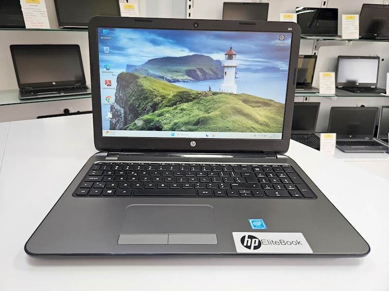 Laptop HP 250 G3 Intel i3 Pamięć 8gb Dysk 120gb ssd Windows Gwarancja