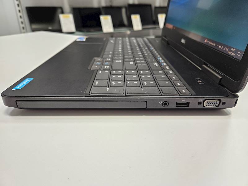 Laptop Dell E5540 Intel i5 Pamięć 16gb Dysk 480gb ssd Windows Gwarancja