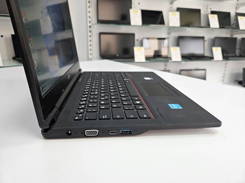 Laptop Fujitsu Lifebook E449 Intel i3 Pamięć 8gb Dysk 256gb ssd Windows Gwarancja