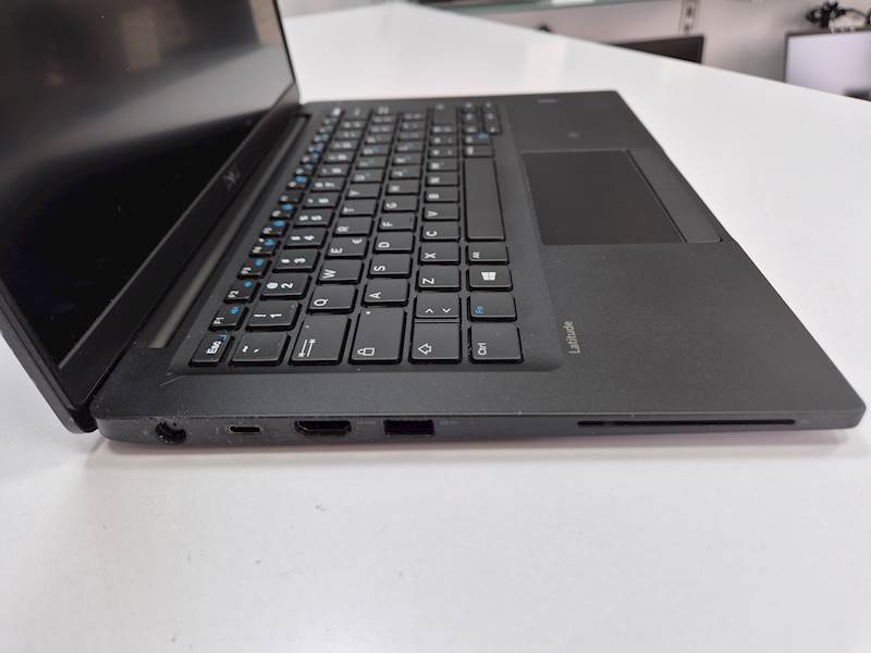 Laptop Dell Latitude 7380 Intel i5 Pamięć 8gb Dysk 256gb ssd Windows Gwarancja