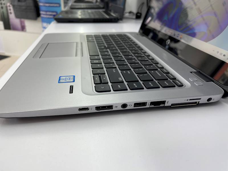 Laptop HP 840 G3 Intel i5 Pamięc 8gb Dysk 440gb Windows Gwarancja