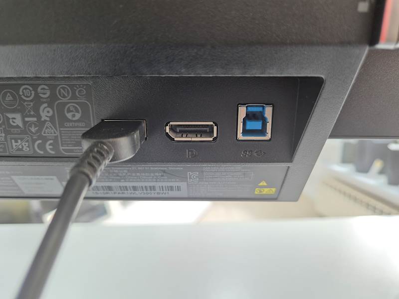Komputer AIO Lenovo FHD 24' IPS Intel I5 Pamięć 16GB Dysk 256gb ssd Windows Gwarancja