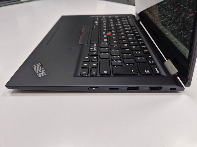 Laptop Lenovo Yoga X390 Intel i7 Pamięc 16gb Dysk 256gb ssd Windows Gwarancja