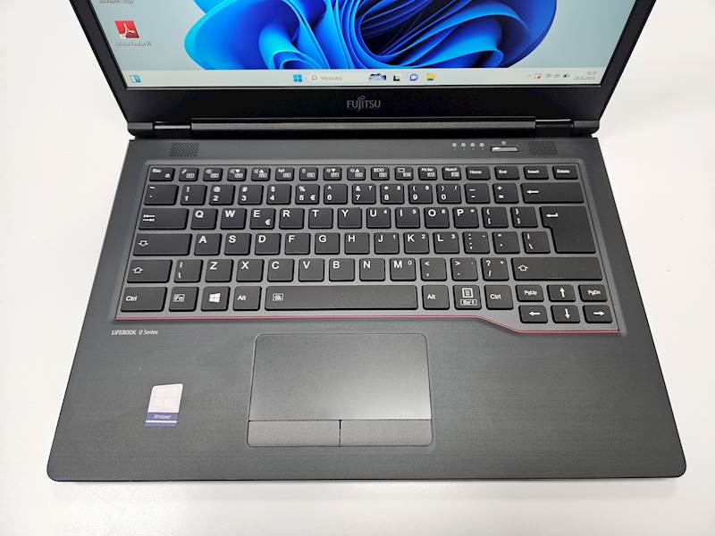 Laptop Fujitsu U747 Intel i5 Pamięć 16gb Dysk 256g ssd Windows Gwarancja