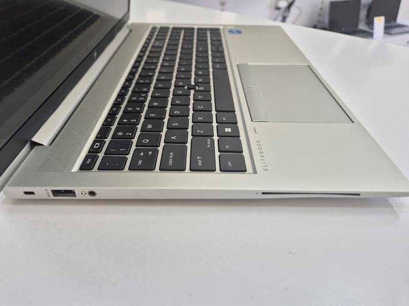 Laptop HP Elitebook 850 G8 Dotyk Intel i5 Pamięć 16gb Dysk 480gb ssd Windows Gwarancja