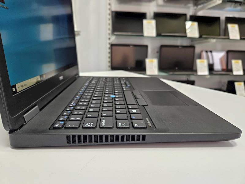Laptop Dell E5570 Intel i5 Pamięć 16gb Dysk 480gb Windows Gwarancja