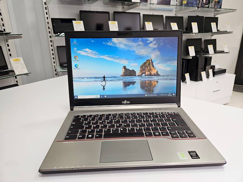 Laptop Fujitsu E744 Intel i5 Pamięć 8gb Dysk 120gb ssd Windows Gwarancja