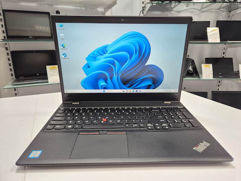 Laptop Lenovo P52s Intel i5 Pamięć 16gb Dysk 256gb ssd Karta graficzna NVidia Quadro P500 Windows Gwarancja