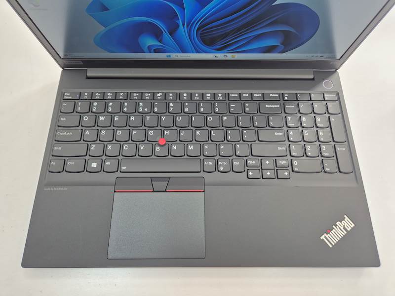 Laptop Lenovo ThinkPad E15 Intel i5 Pamięć 16gb Dysk 480gb ssd Windows Gwarancja