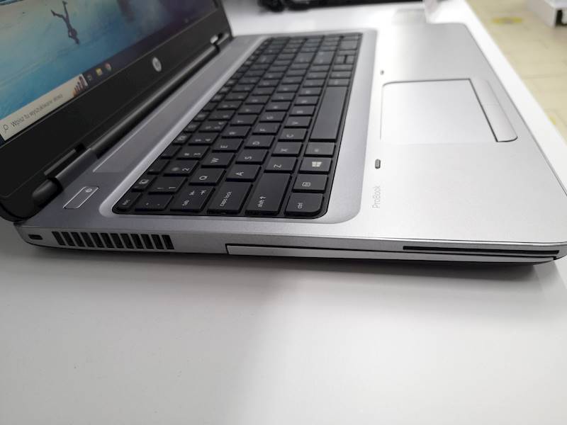 Laptop HP 650 Intel i3 Pamięć 8gb Dysk 240gb SSD Windows Gwarancja