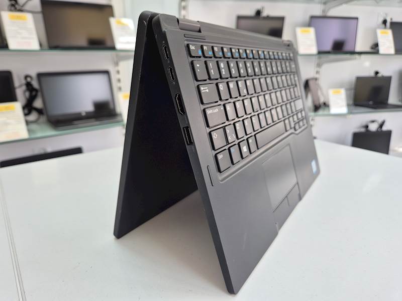 Laptop Dell 7390 2 in 1 Intel i5 Pamięć 8gb Dysk 256gb ssd Windows Gwarancja