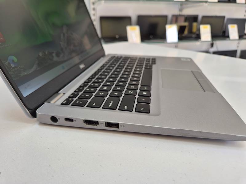 Laptop Dell 5310Intel i5 Pamięć 16gb Dysk 256gb ssd Windows Gwarancja