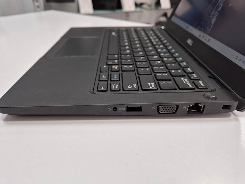 Laptop Dell Latitude 5290 Intel i5 Pamięć 8gb Dysk 256gb ssd Windows Gwarancja