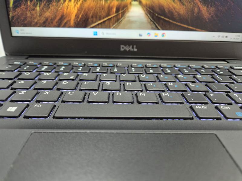 Laptop Dell Latitude E7280 Intel i5 Pamięć 8gb Dysk ssd 128gb Windows Gwarancja