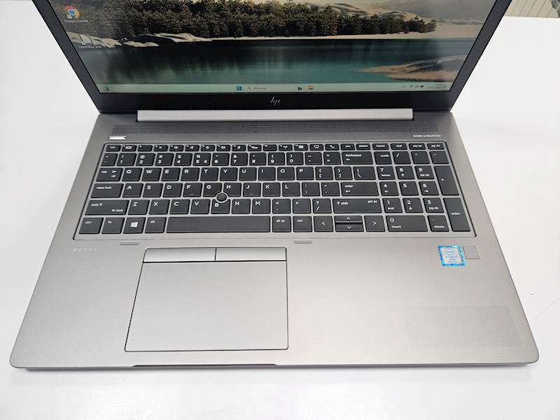 Laptop HP ZBook 15u G6 Intel i7 Pamięć 16gb Dysk 512gb ssd Windows