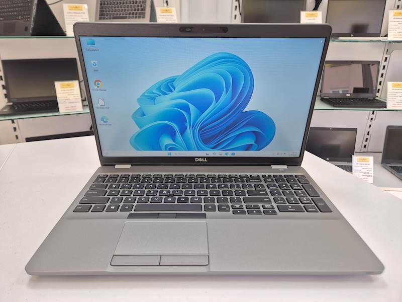 Laptop Dell Latitude 5511 Intel i5 Pamięć 32gb Dysk 256gb ssd Windows Gwarancja