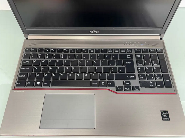 Laptop Fujitsu E756 Intel i5 Pamięć 8gb Dysk SSD 240gb Windows Gwarancja