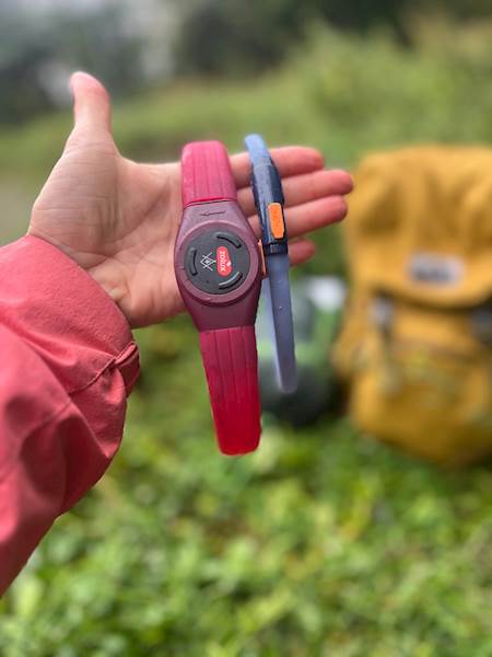 ZOLUX BIVOUAK OBROŻA ŚWIECĄCA LED DLA PSA SILIKONOWA DO SIERŚCI DŁUGIEJ CZERWONA 