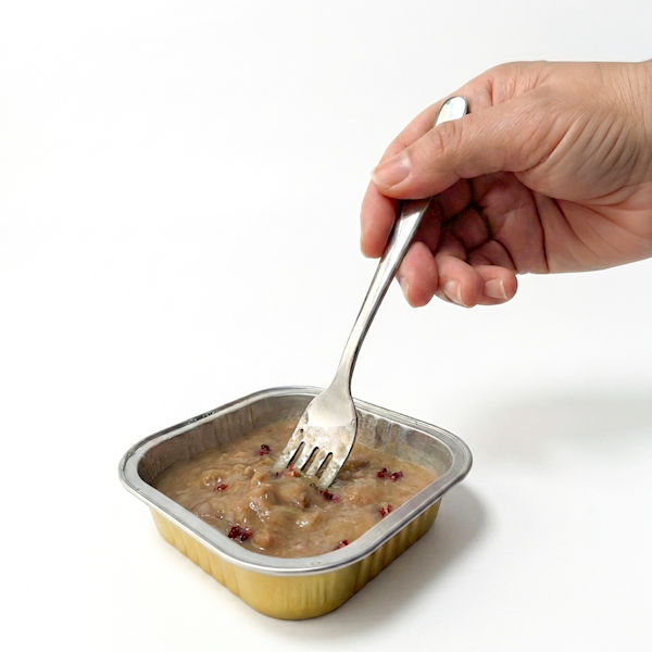 DR MALOU ZUPKA LIOFILIZOWANA DLA KOTA KURCZAK Z ŻURAWINĄ 12G