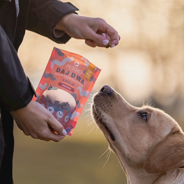 PERRO DAJ DWA TRENERKI Z KRÓLIKIEM 85G 