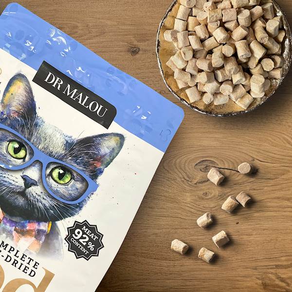 DR MALOU KARMA LIOFILIZOWANA DLA KOTA KACZKA Z JAGNIĘCINĄ 500G