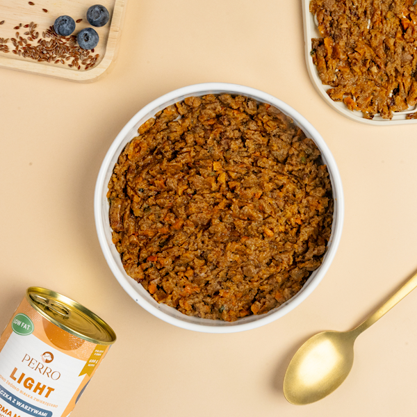 PERRO LIGHT  MONOBIAŁKOWA KACZKA Z WARZYWAMI 400G