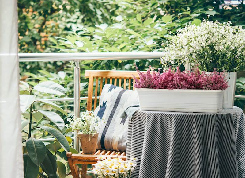 Skrzynka balkonowa BONA 400 mm - kremowy