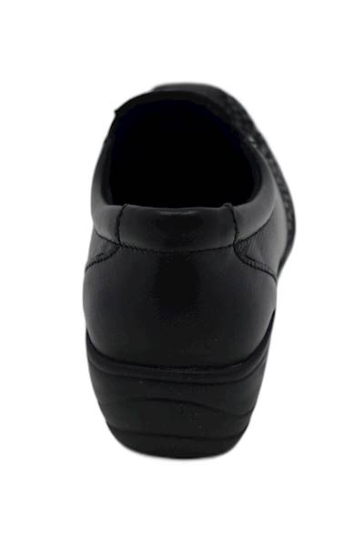 Półbuty COMFORTABEL 940096-01 czarny