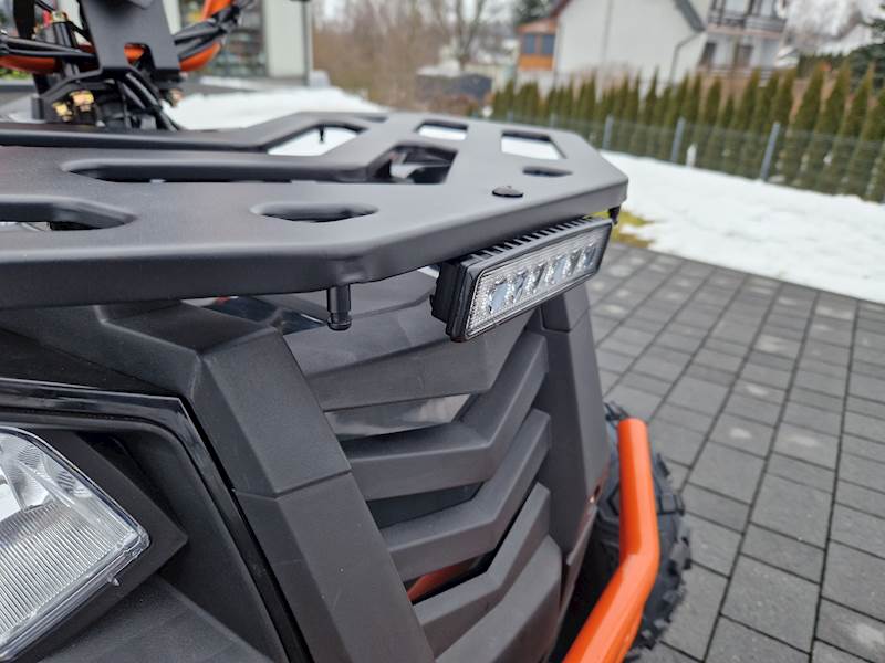 QUAD COMMANDER 8" 125CC • Kolor: Czarno/pomarańczowy • Rodzaj skrzyni: Półautomat 3+1
