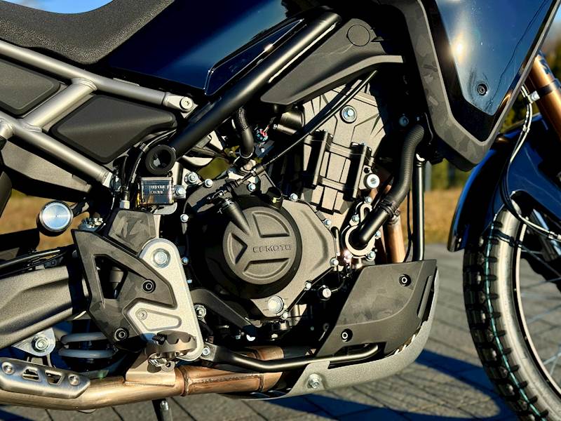 MOTOCYKL CFMOTO MT450 CZARNY