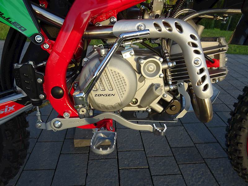 CROSS ASIX DT 190CC E-START 19/16 • Kolor: Czerwony
