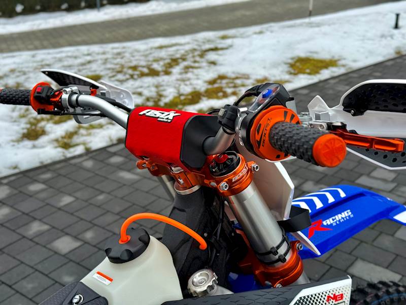 CROSS ASIX XR99 300 CC 21/18 MANUAL E-START  • Kolor: Niebieski