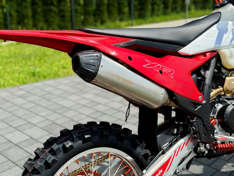 CROSS ASIX XR99 300 CC 21/18 MANUAL E-START  • Kolor: Czerwony