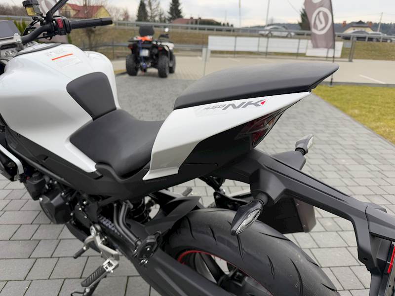 MOTOCYKL CFMOTO NK 450 WHITE