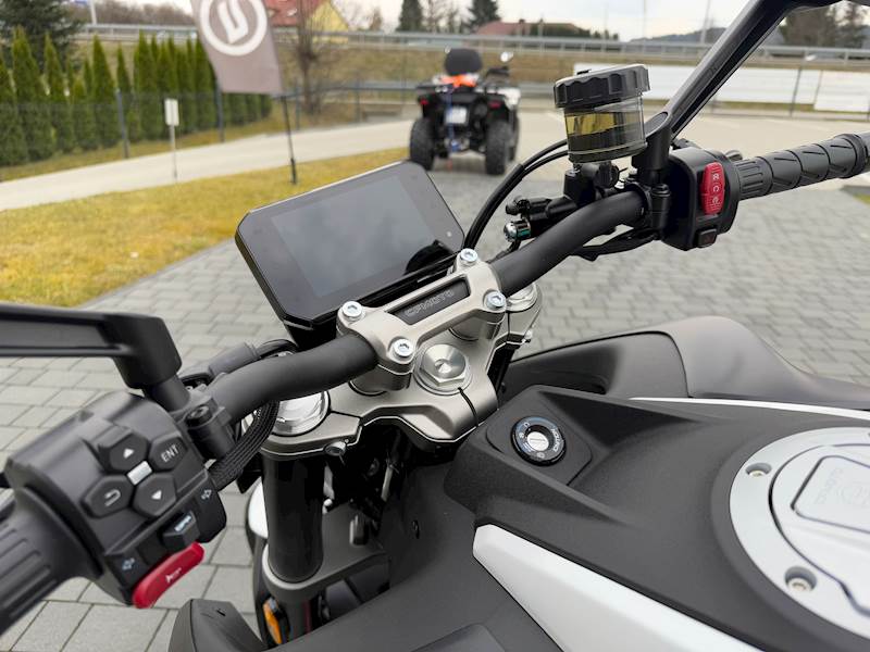 MOTOCYKL CFMOTO NK 450 WHITE